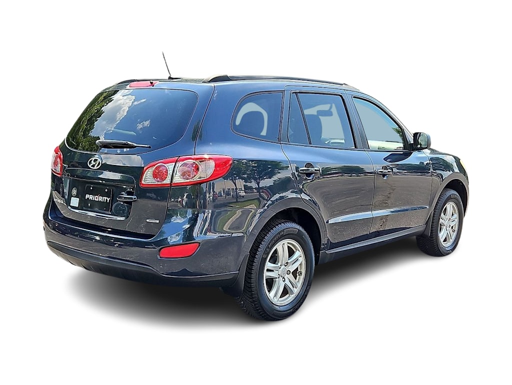 Thumbnail: 2012 Hyundai Santa Fe - 18