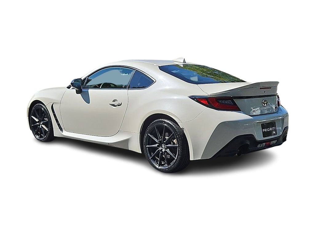 Thumbnail: 2023 Toyota GR86 - 4