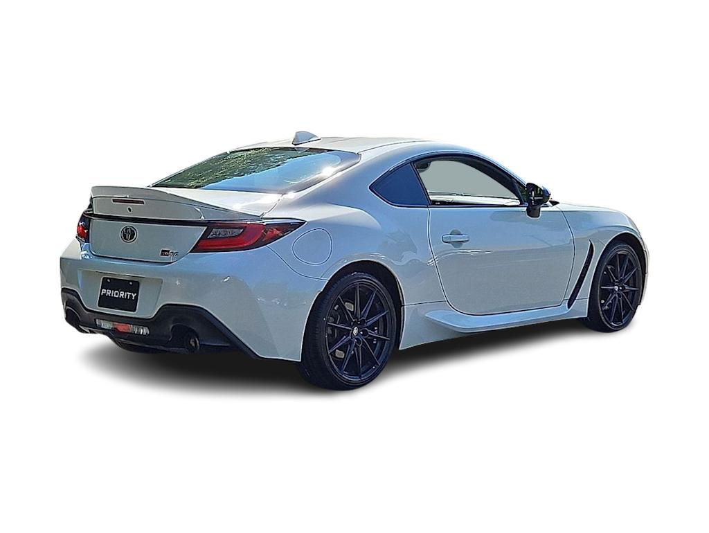 Thumbnail: 2023 Toyota GR86 - 18