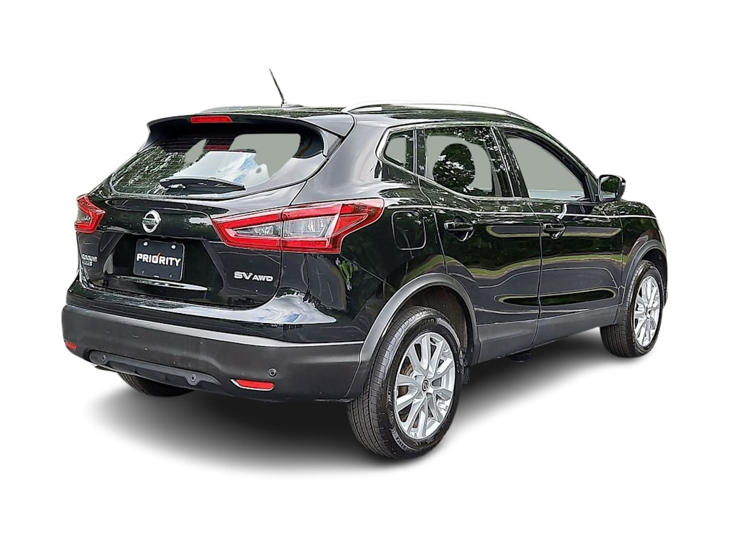 Thumbnail: 2020 Nissan Rogue Sport - 20