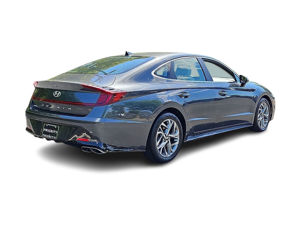 Thumbnail: 2023 Hyundai Sonata - 16
