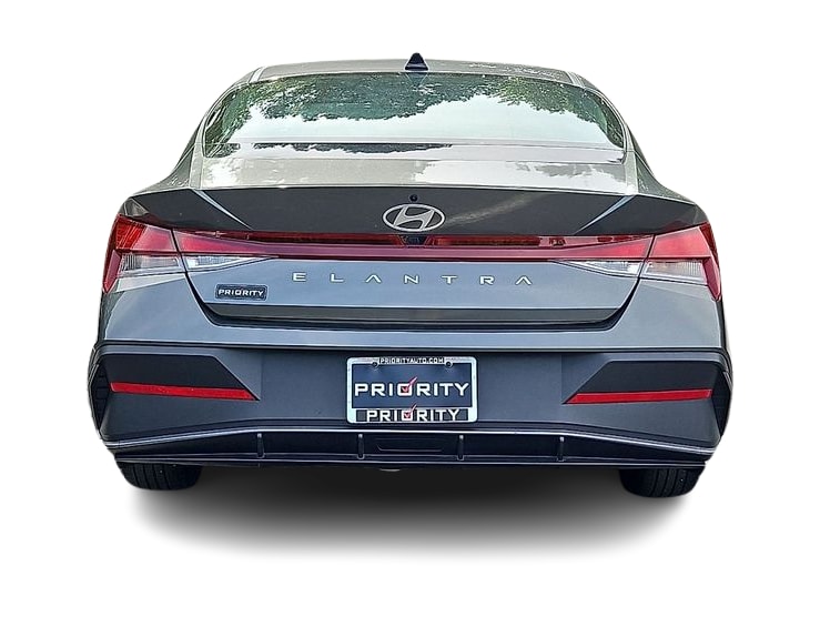 Thumbnail: 2024 Hyundai Elantra - 19