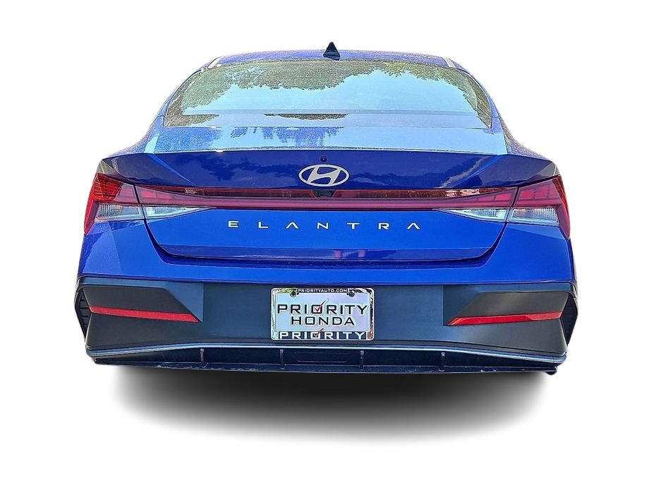 Thumbnail: 2025 Hyundai Elantra - 4