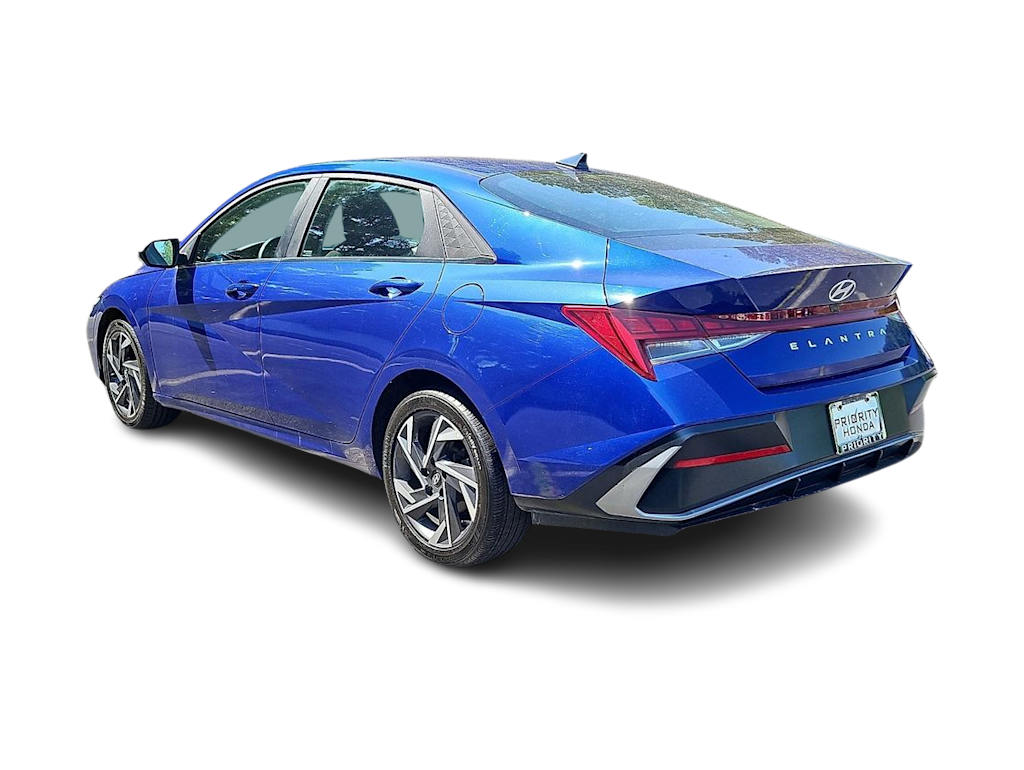 Thumbnail: 2025 Hyundai Elantra - 3
