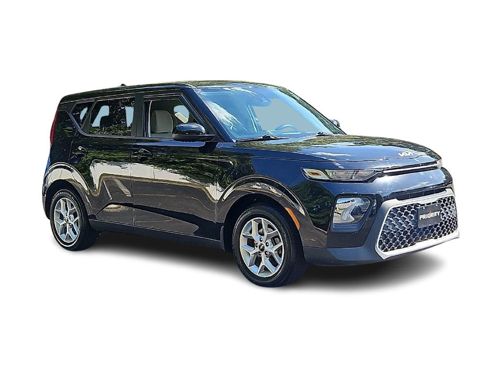 Thumbnail: 2022 Kia Soul - 17