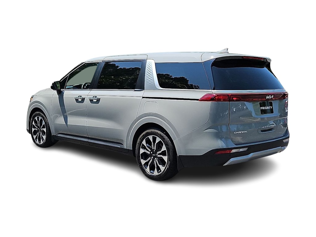 Thumbnail: 2024 Kia Carnival - 4