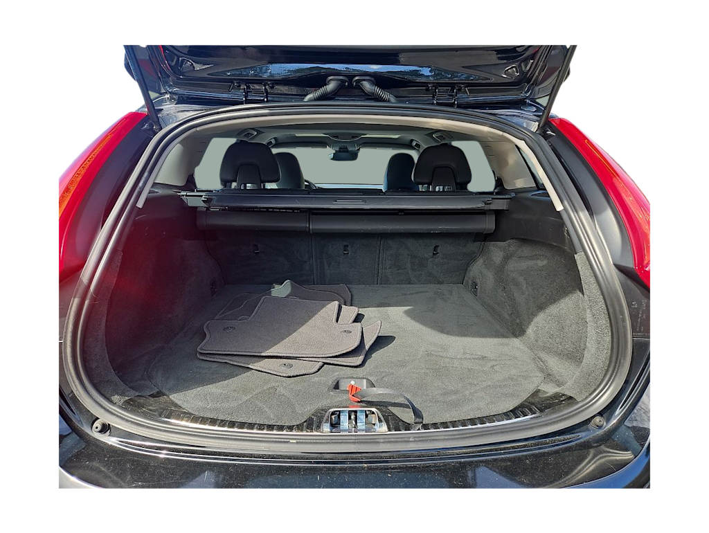 Thumbnail: 2015 Volvo V60 - 14