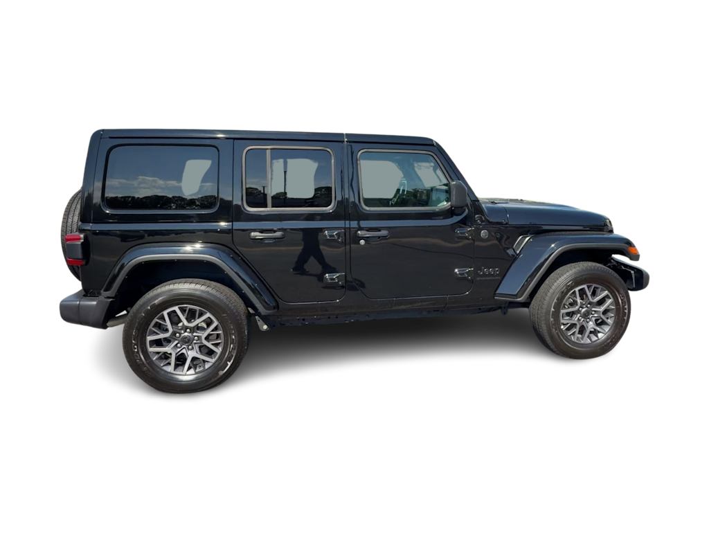 Thumbnail: 2026 Jeep Wrangler - 18