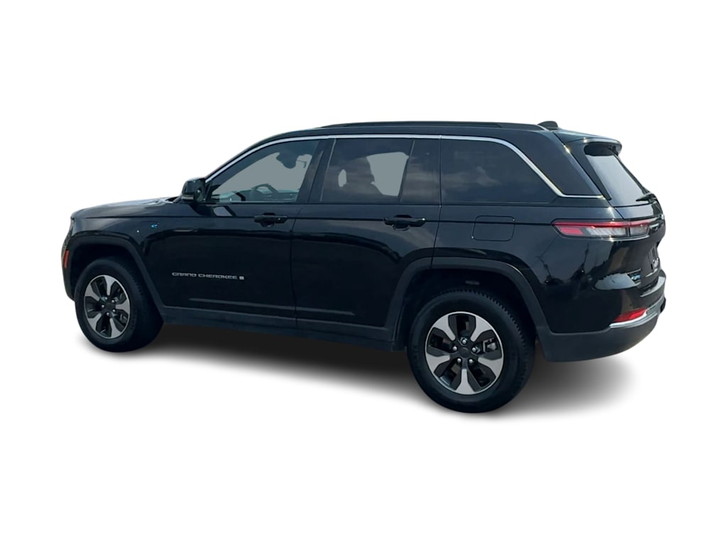 Thumbnail: 2024 Jeep Grand Cherokee - 16