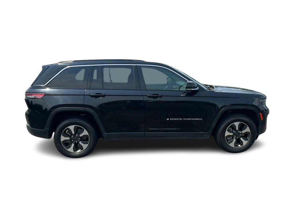 Thumbnail: 2024 Jeep Grand Cherokee - 19