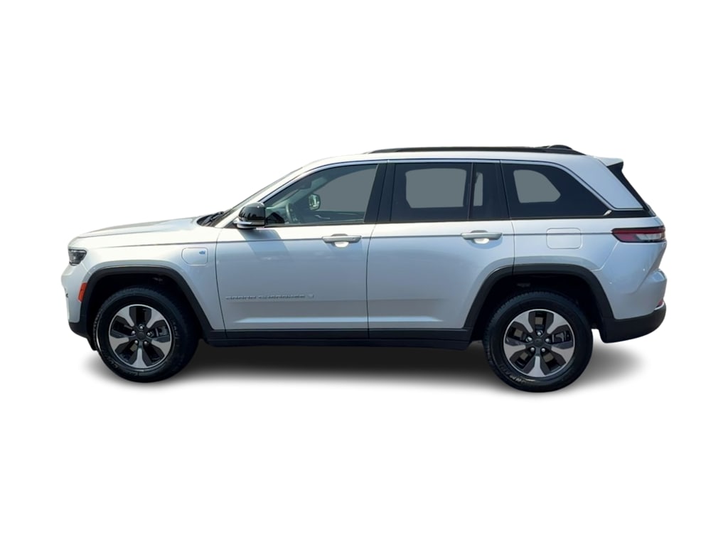 Thumbnail: 2024 Jeep Grand Cherokee - 16