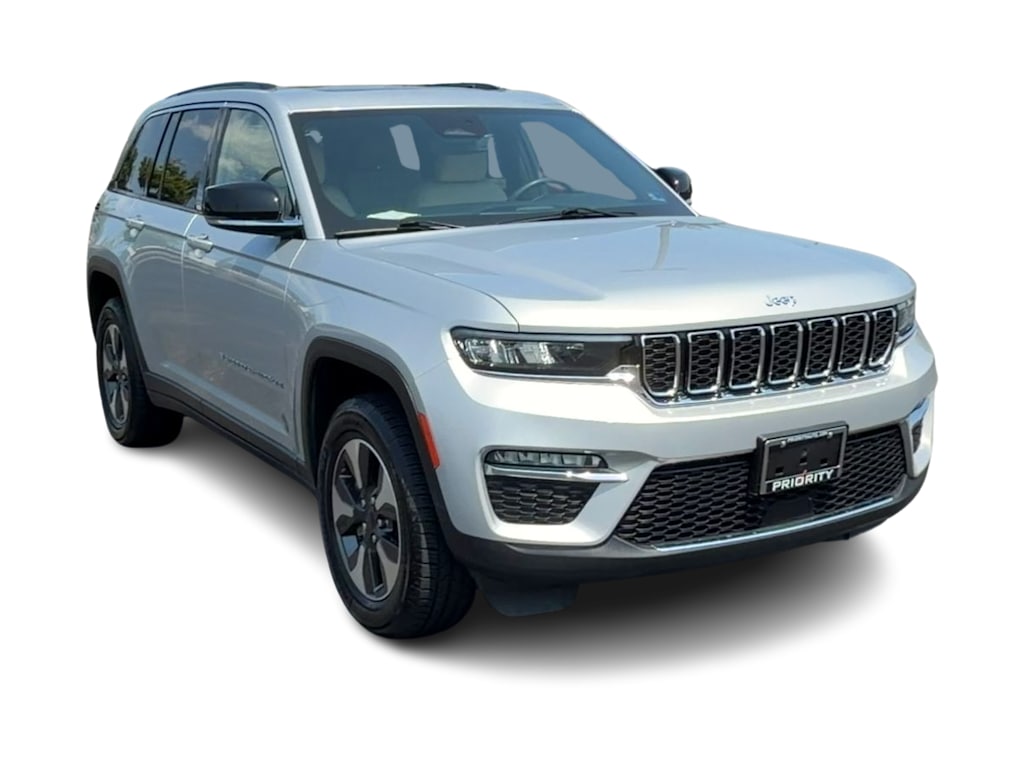 Thumbnail: 2024 Jeep Grand Cherokee - 14