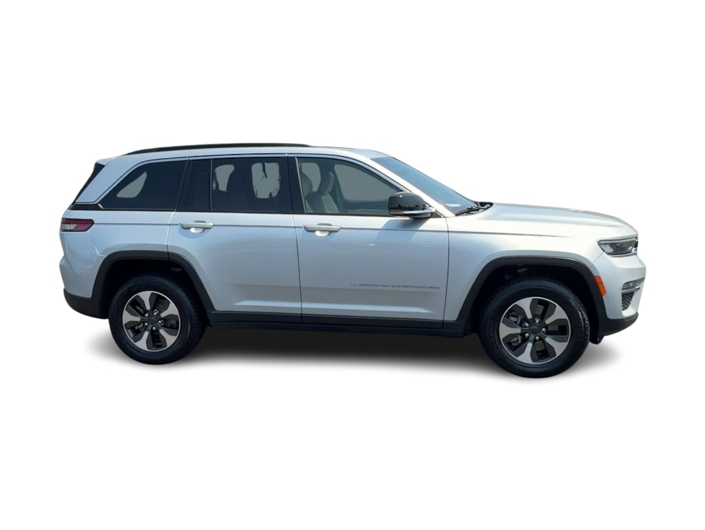 Thumbnail: 2024 Jeep Grand Cherokee - 18