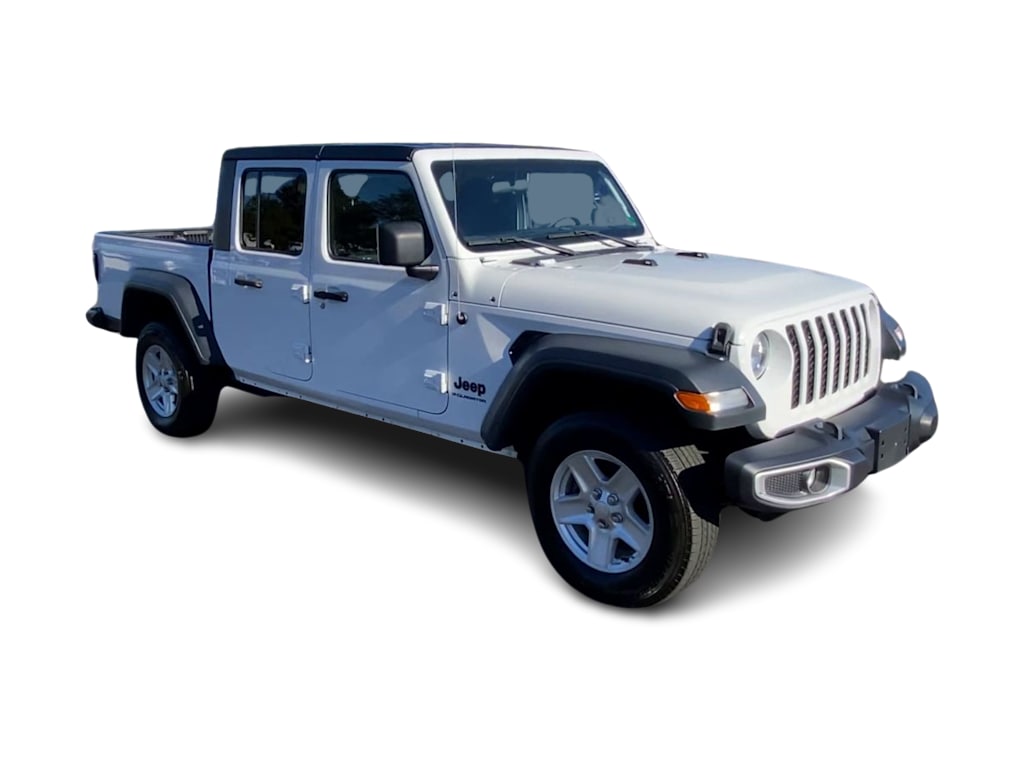 Thumbnail: 2023 Jeep Gladiator - 15