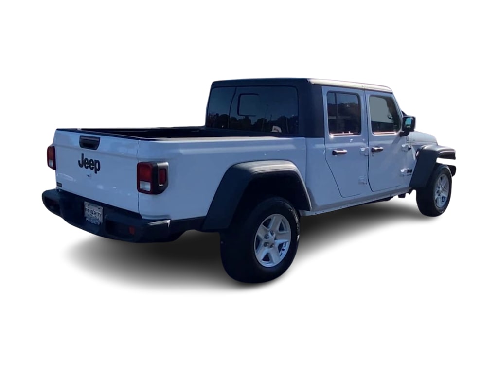 Thumbnail: 2023 Jeep Gladiator - 17