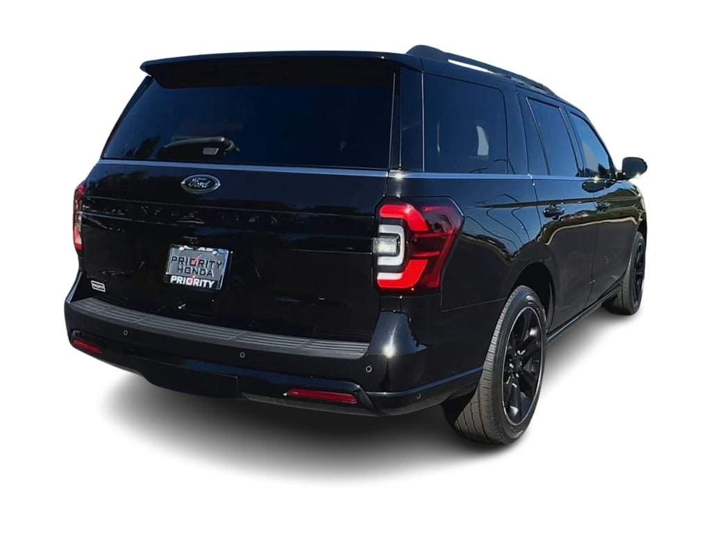 Thumbnail: 2022 Ford Expedition - 19