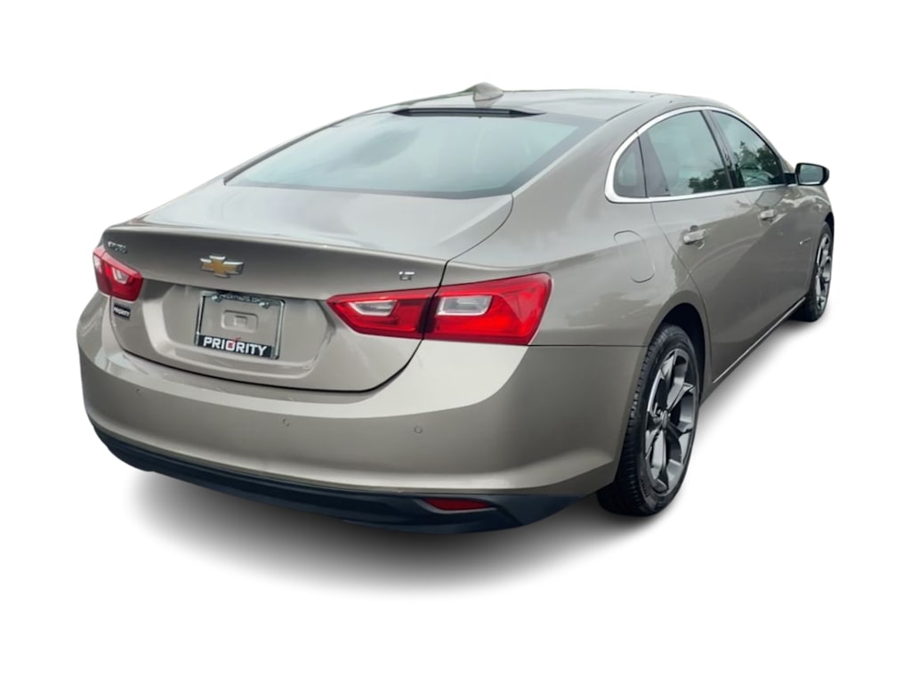 Thumbnail: 2024 Chevrolet Malibu - 18
