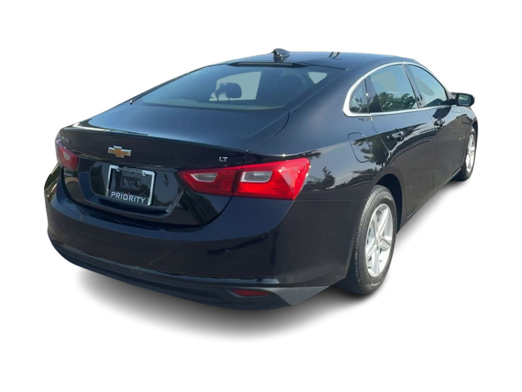 Thumbnail: 2024 Chevrolet Malibu - 17