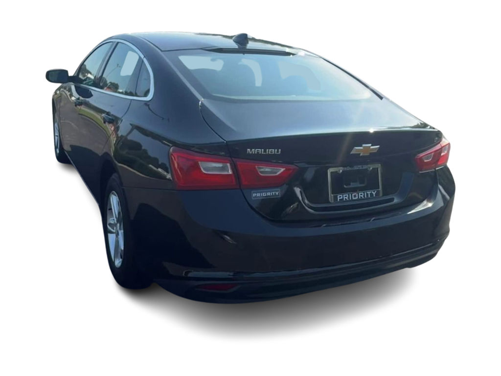Thumbnail: 2024 Chevrolet Malibu - 4