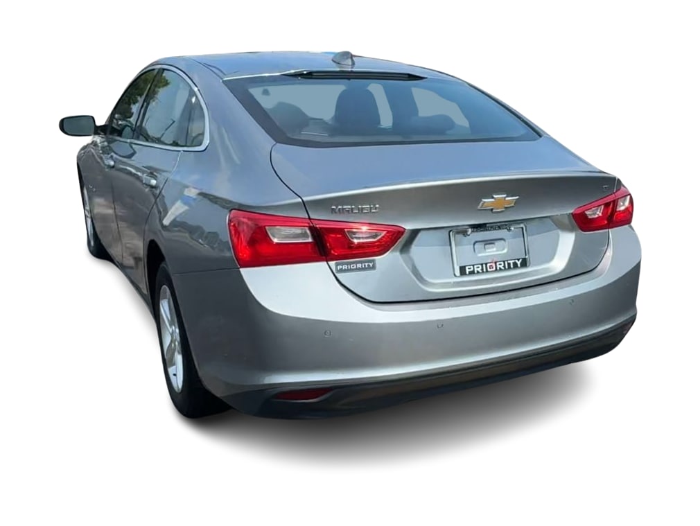 Thumbnail: 2024 Chevrolet Malibu - 4