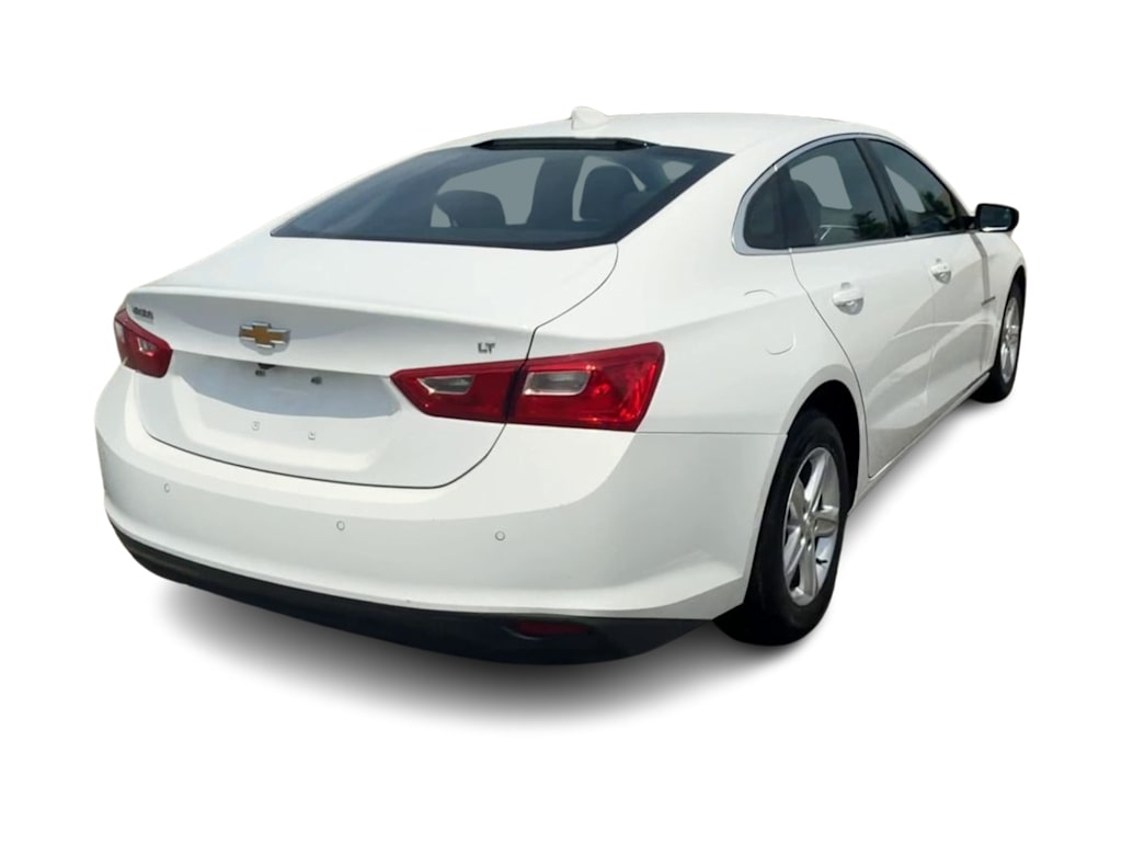 Thumbnail: 2024 Chevrolet Malibu - 17