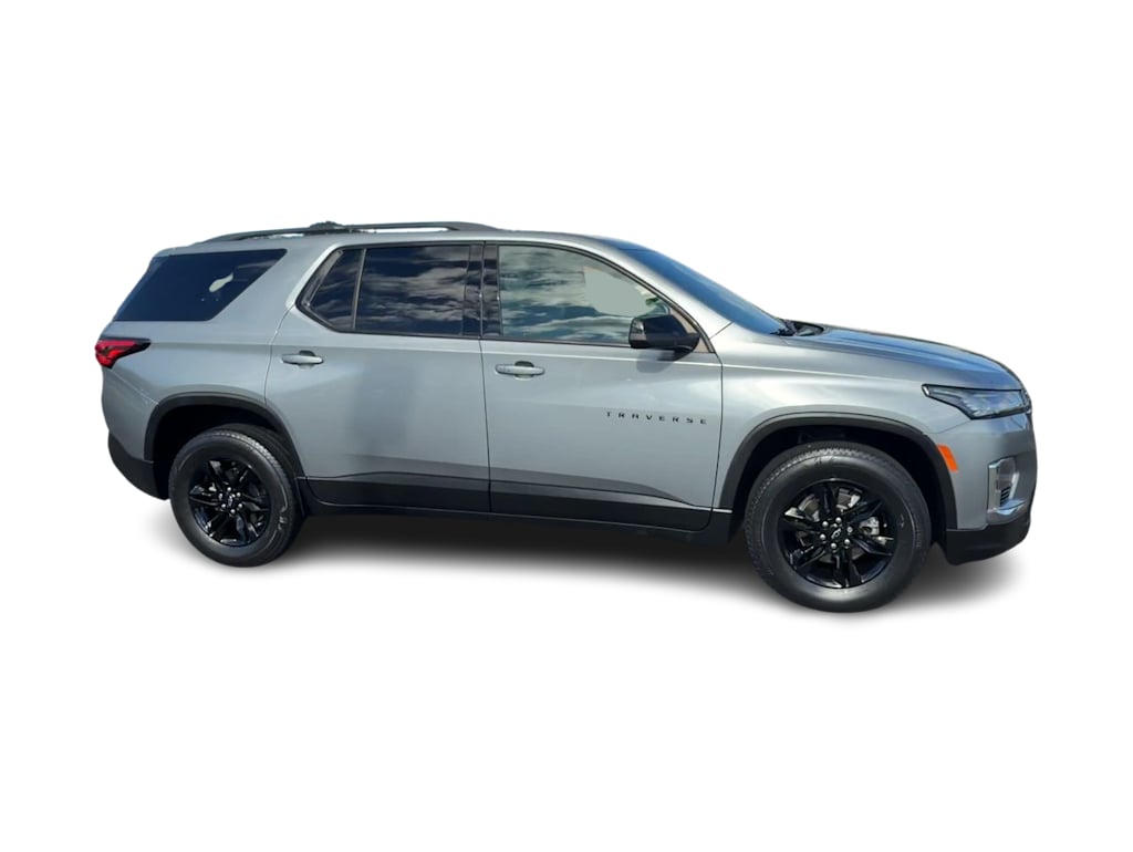 Thumbnail: 2023 Chevrolet Traverse - 18