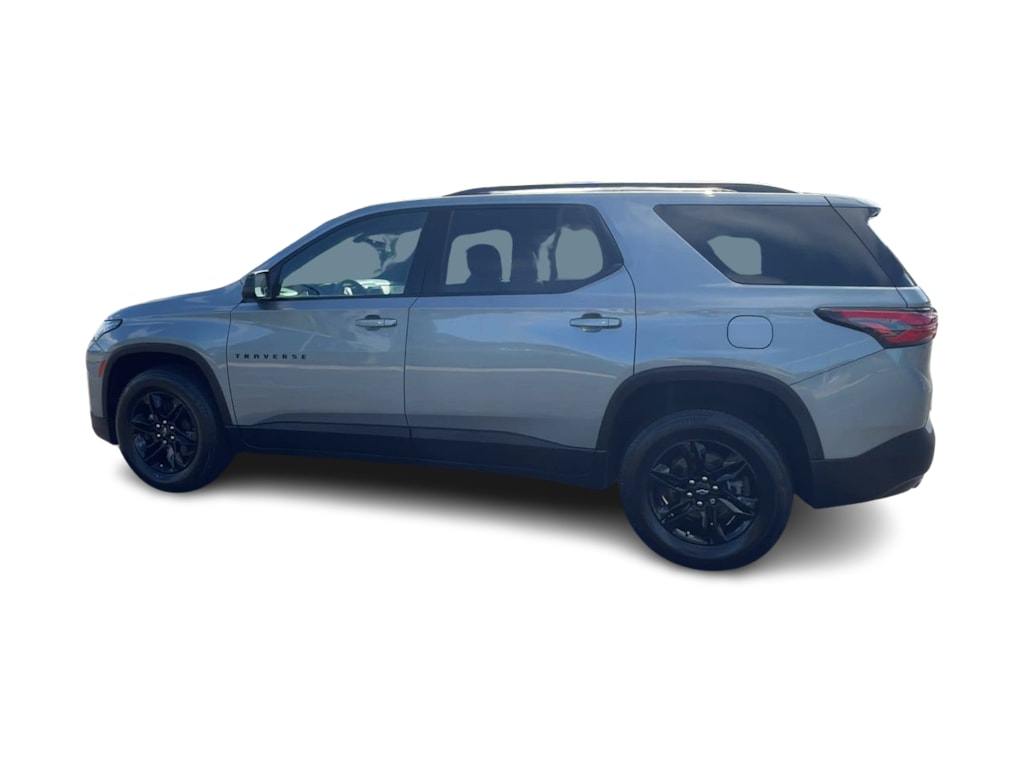 Thumbnail: 2023 Chevrolet Traverse - 16