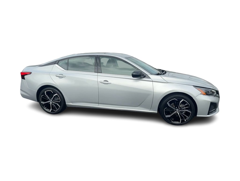 Thumbnail: 2024 Nissan Altima - 18