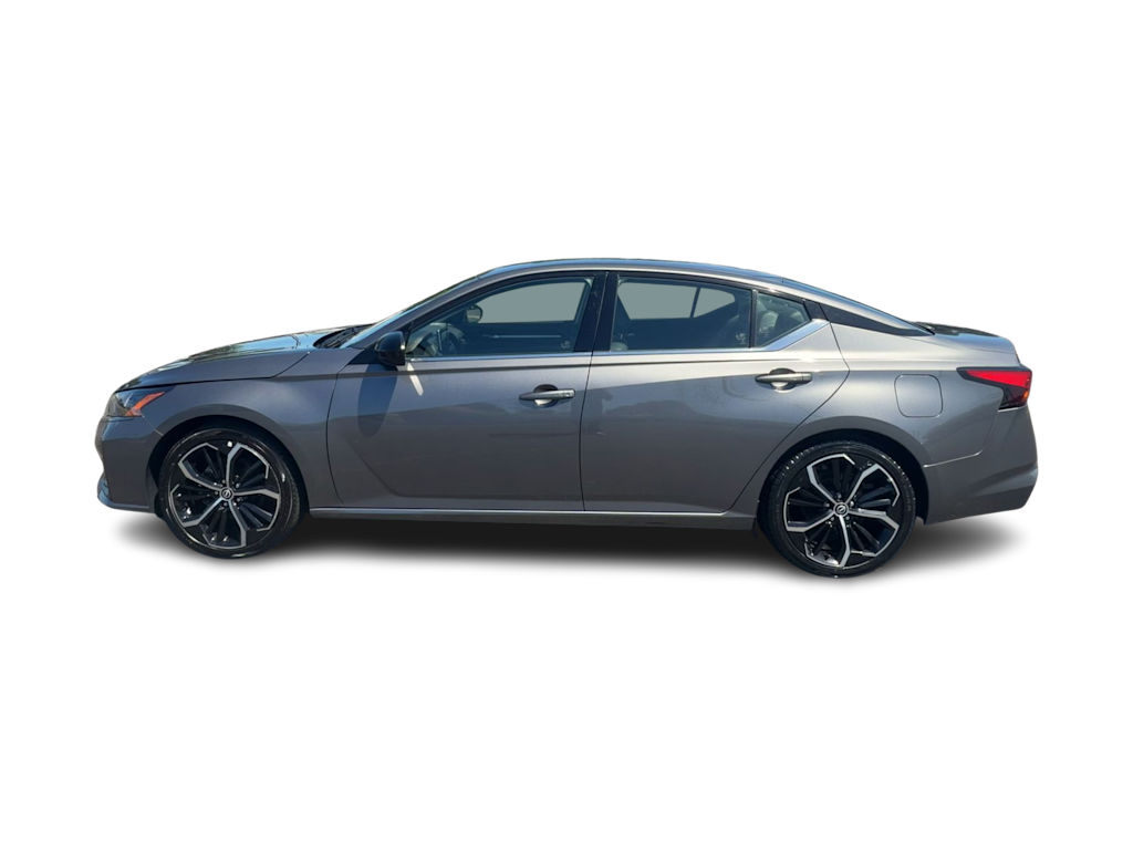 Thumbnail: 2024 Nissan Altima - 16