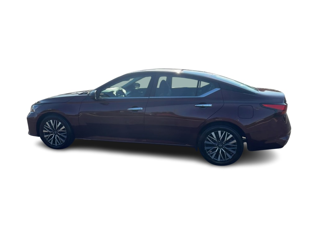 Thumbnail: 2025 Nissan Altima - 17