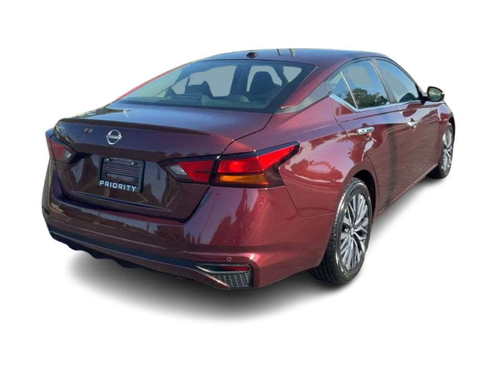Thumbnail: 2025 Nissan Altima - 18