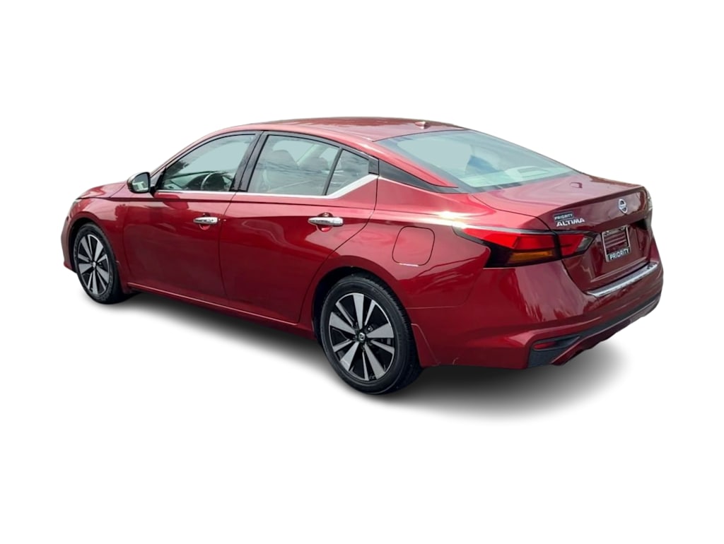 Thumbnail: 2020 Nissan Altima - 4