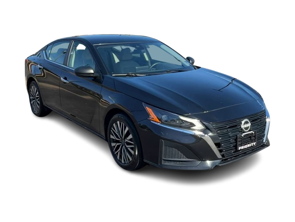 Thumbnail: 2025 Nissan Altima - 14