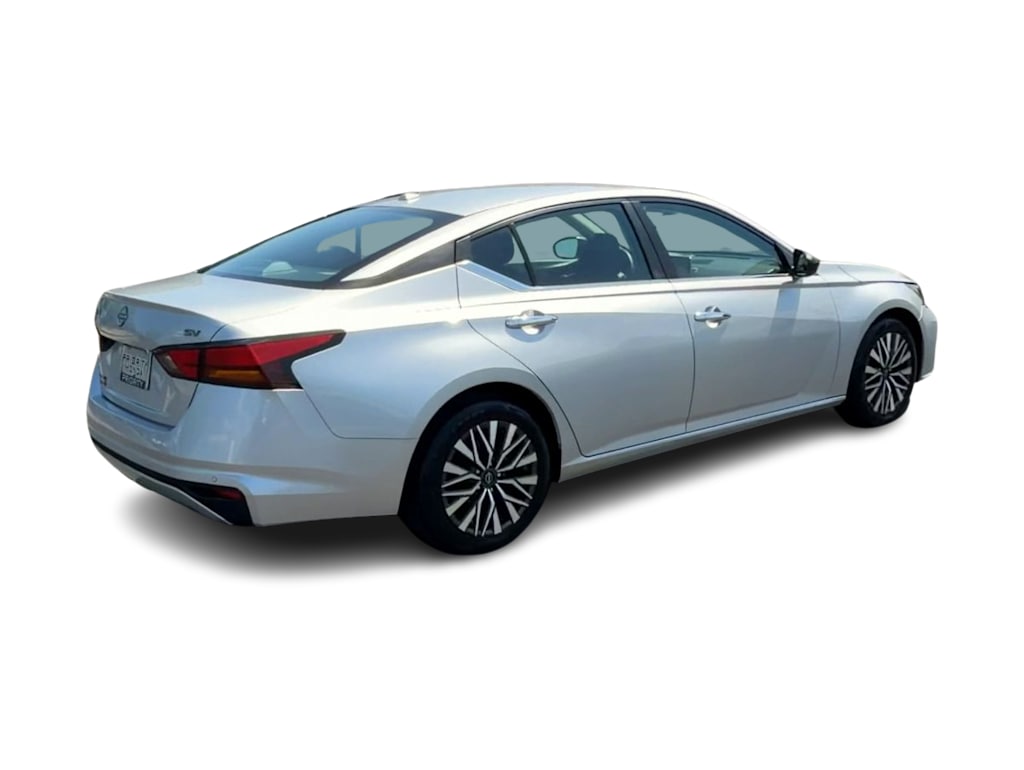 Thumbnail: 2024 Nissan Altima - 18