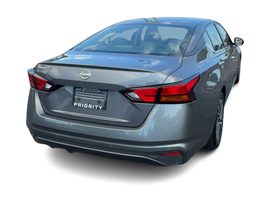 Thumbnail: 2025 Nissan Altima - 19