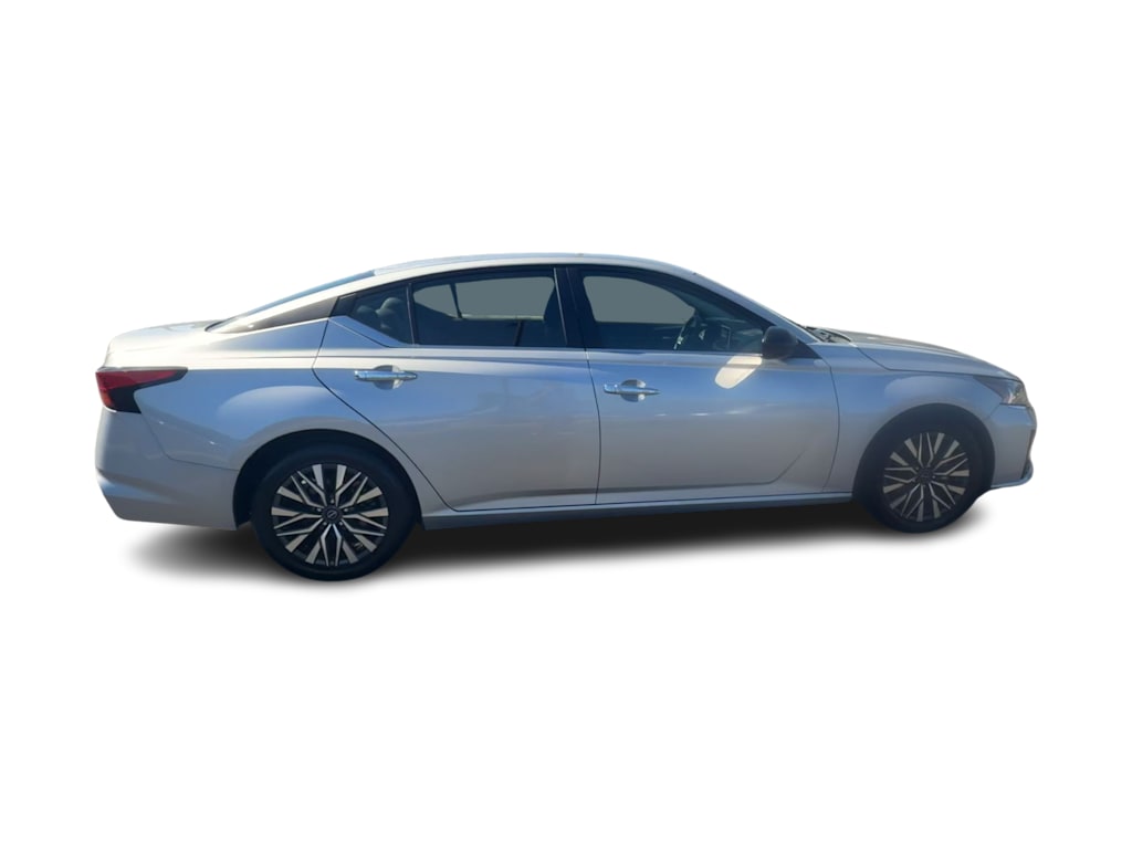 Thumbnail: 2025 Nissan Altima - 19