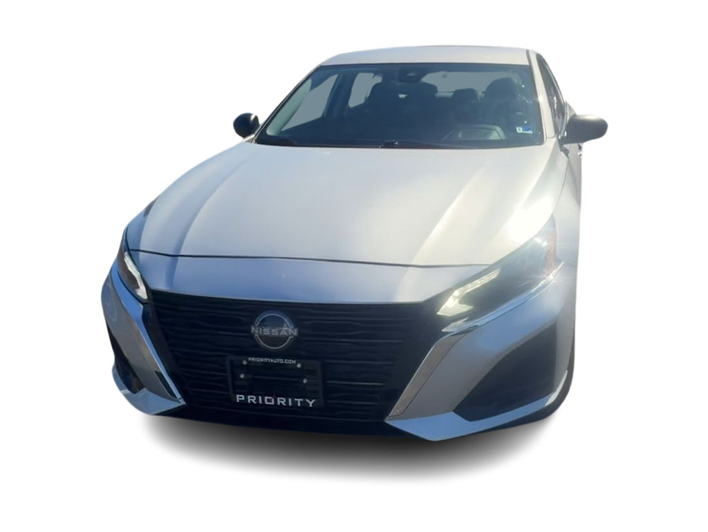 Thumbnail: 2025 Nissan Altima - 5