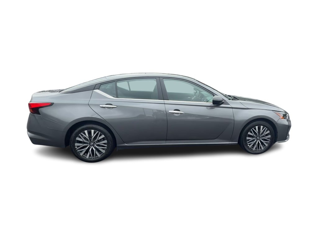 Thumbnail: 2025 Nissan Altima - 18