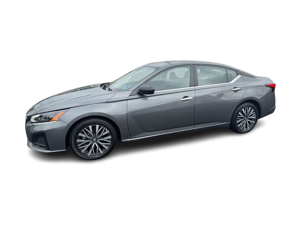 Thumbnail: 2025 Nissan Altima - 3