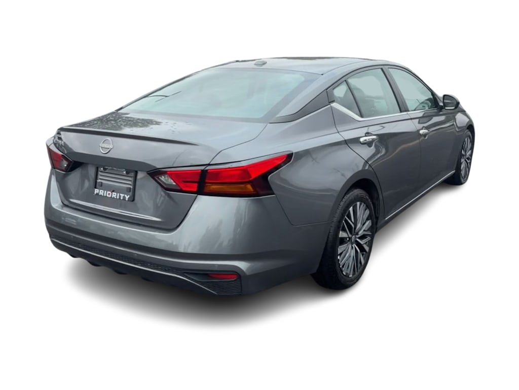Thumbnail: 2025 Nissan Altima - 17