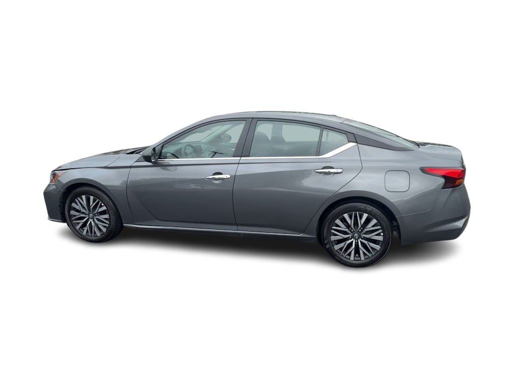 Thumbnail: 2025 Nissan Altima - 16