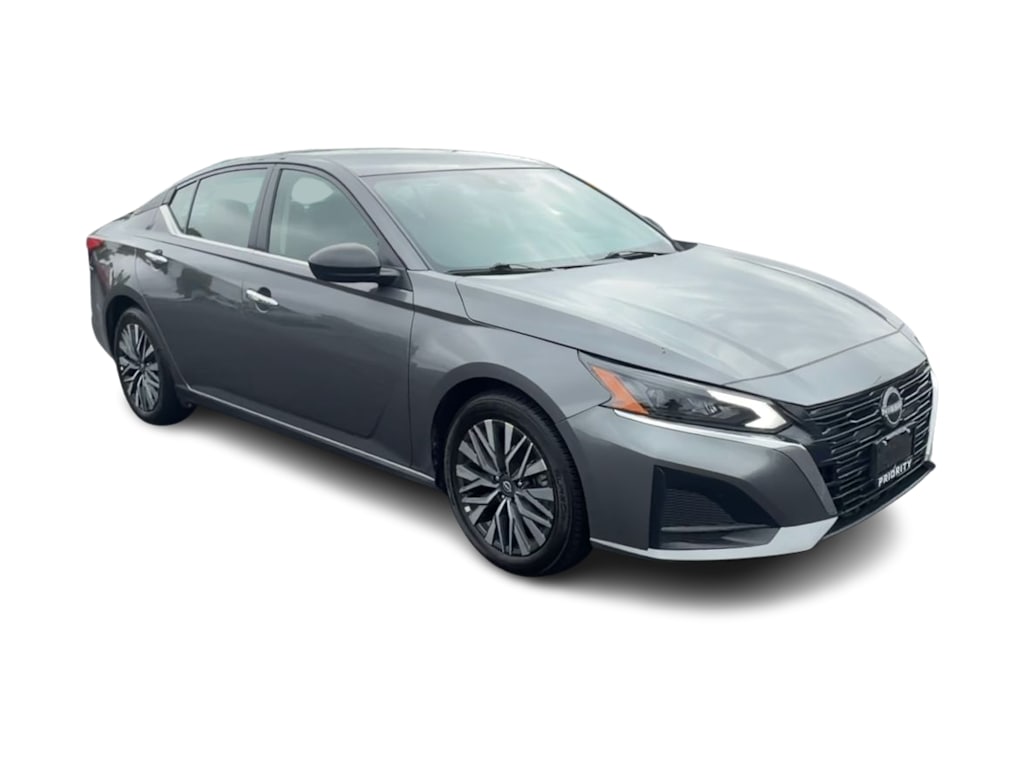 Thumbnail: 2025 Nissan Altima - 14
