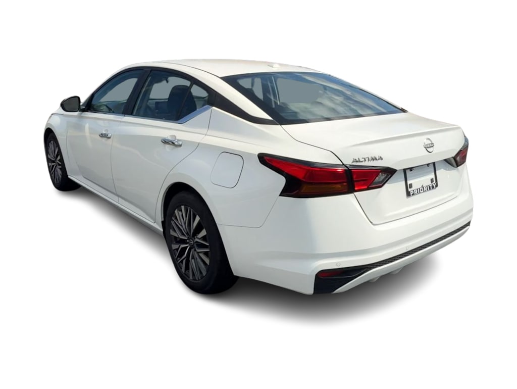 Thumbnail: 2025 Nissan Altima - 4