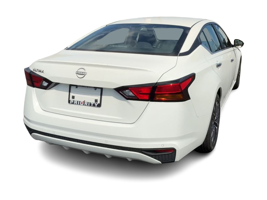Thumbnail: 2025 Nissan Altima - 18