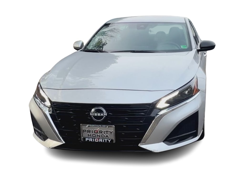 Thumbnail: 2024 Nissan Altima - 5