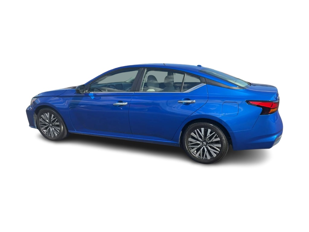 Thumbnail: 2025 Nissan Altima - 18