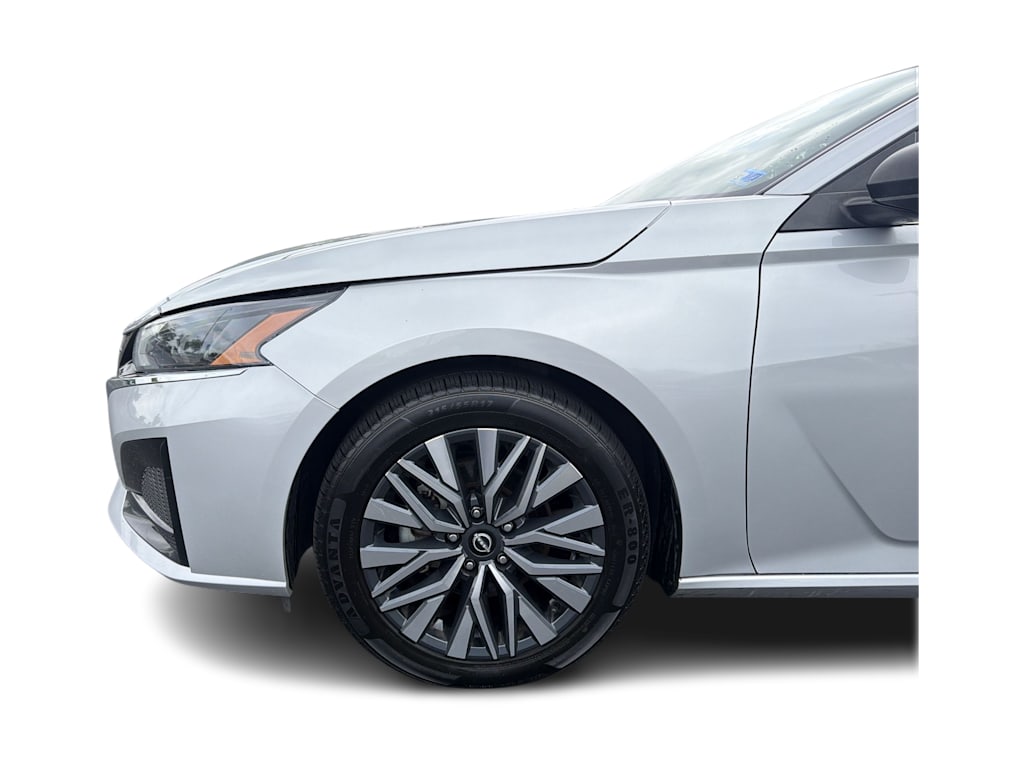 Thumbnail: 2024 Nissan Altima - 23
