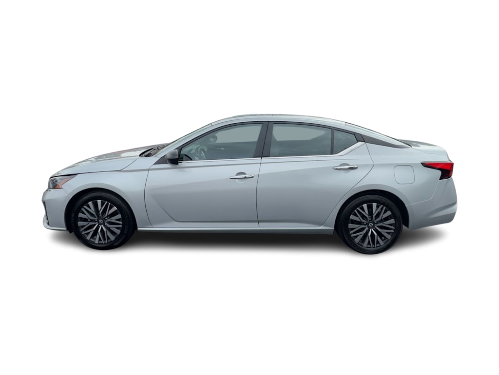 Thumbnail: 2024 Nissan Altima - 16