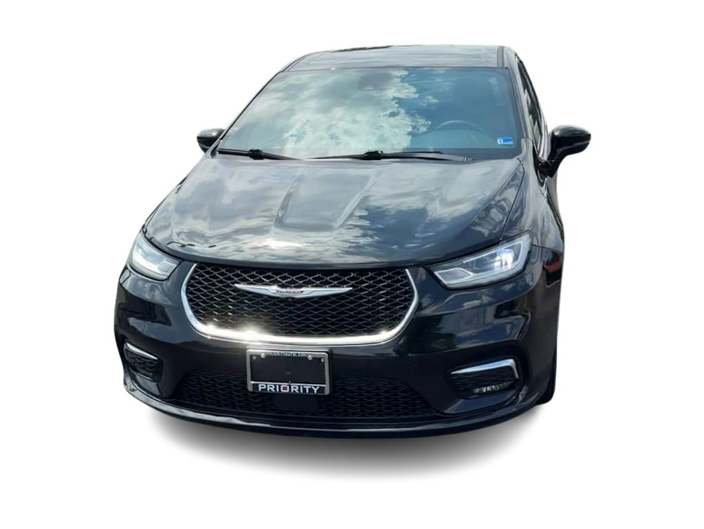 Thumbnail: 2025 Chrysler Pacifica - 6