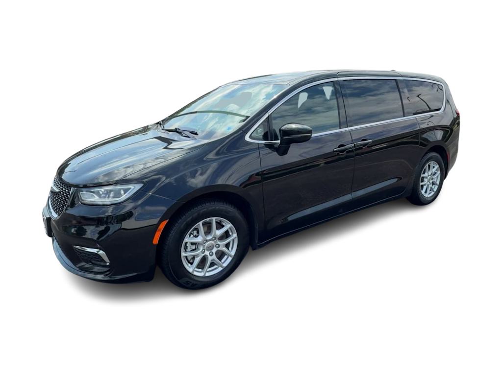 Thumbnail: 2025 Chrysler Pacifica - 17